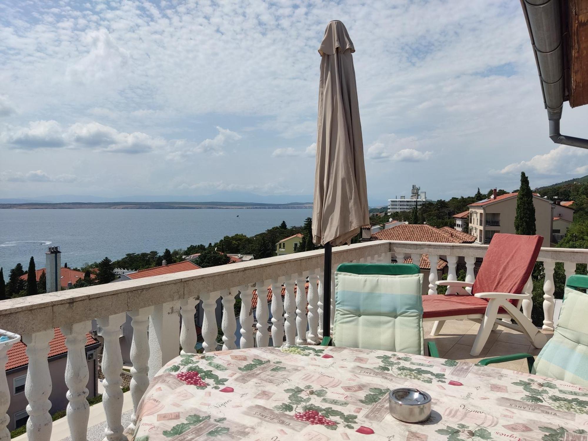 Panorama View Close Sandy Beach 100M To Talasoterapija, Crikvenica Bagian luar foto